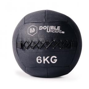 wall ball 6 kg in de kleur zwart voorzien van doubleunders.nl logo